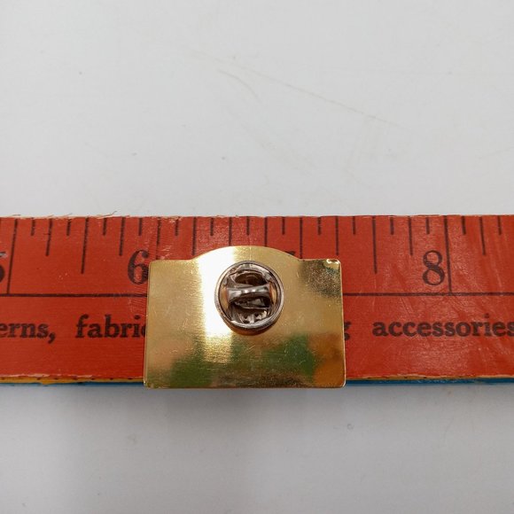 Sandland Adventures Hat Lapel Pinback Vintage Dune Buggy Family Fun Center - Picture 7 of 7